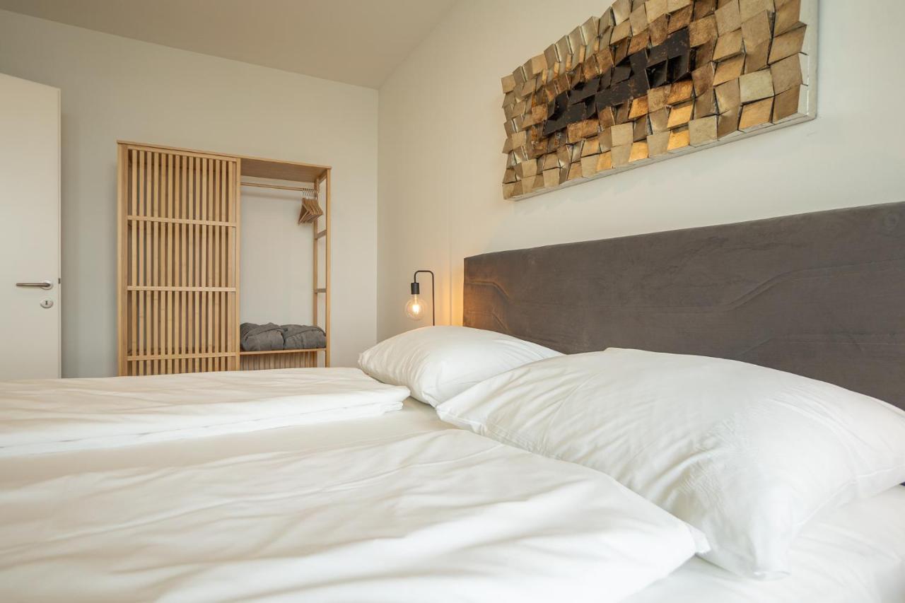 Apartment Posh On 22nd Floor + Loggia, Pool, Gym, Sauna *