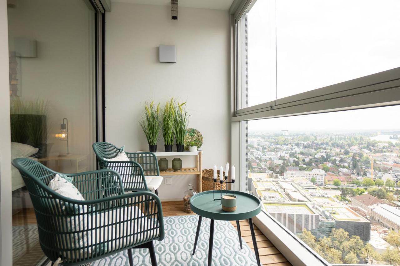 Posh On 22nd Floor + Loggia, Pool, Gym, Sauna Apartment Wien